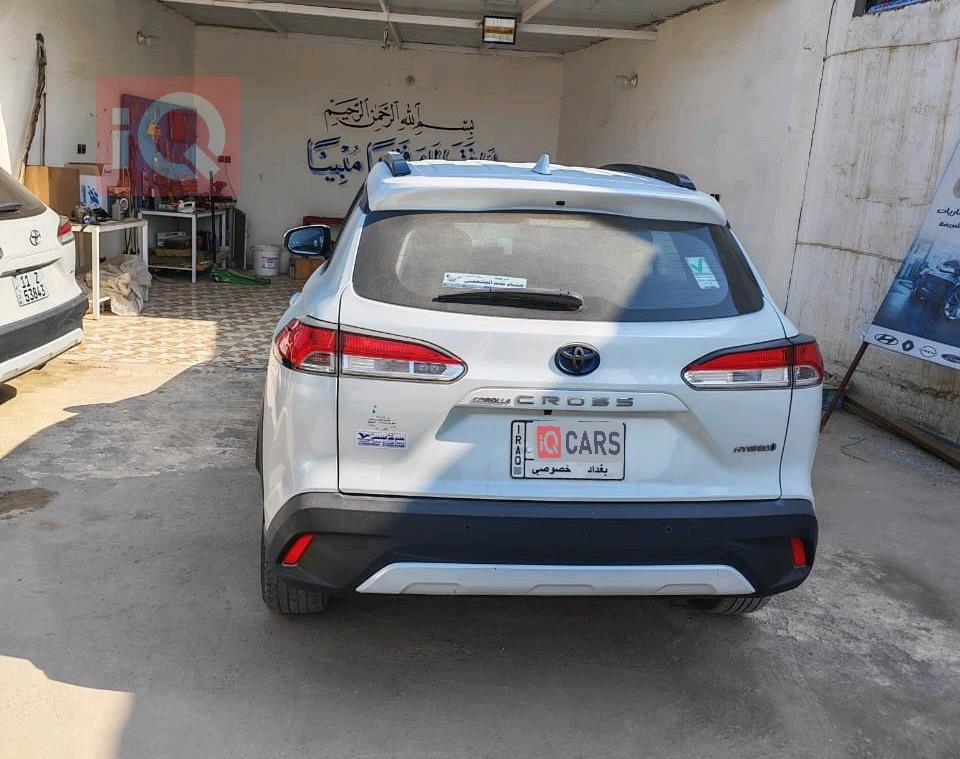 تۆیۆتا کۆرۆلا کرۆس